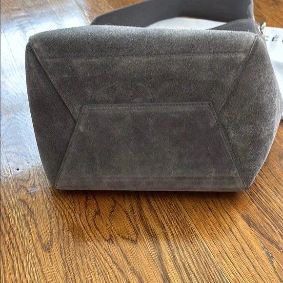 Celine Gray Suede Seau Bucket Bag with Elegant Minimalist Design - Picture 8 of 8